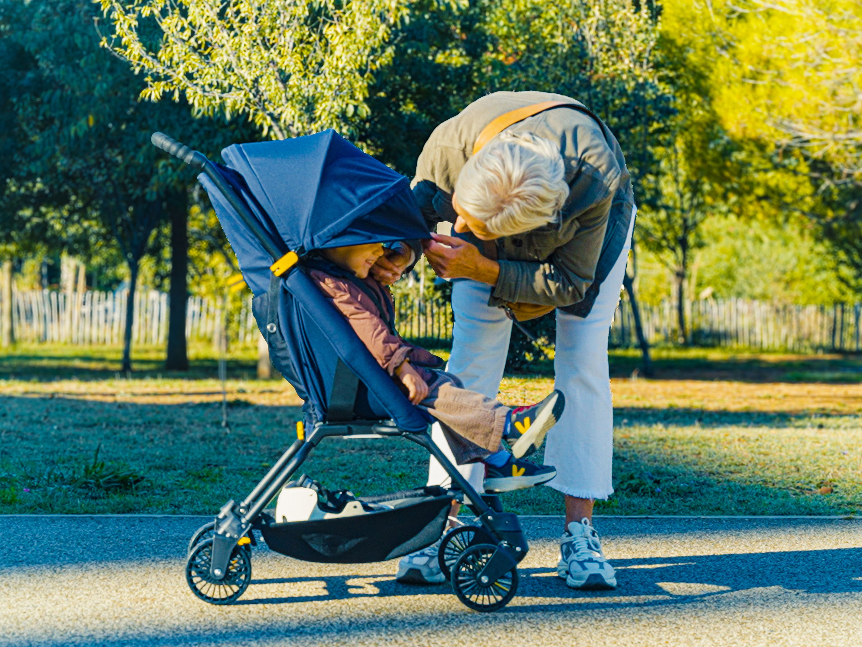 FAAR Ride en mode poussette avec son pare-soleil