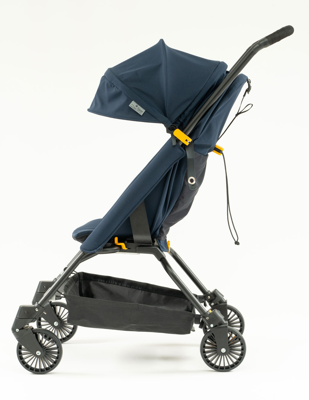 FAAR Ride en mode poussette avec pare-soleil ouvert et vu de coté