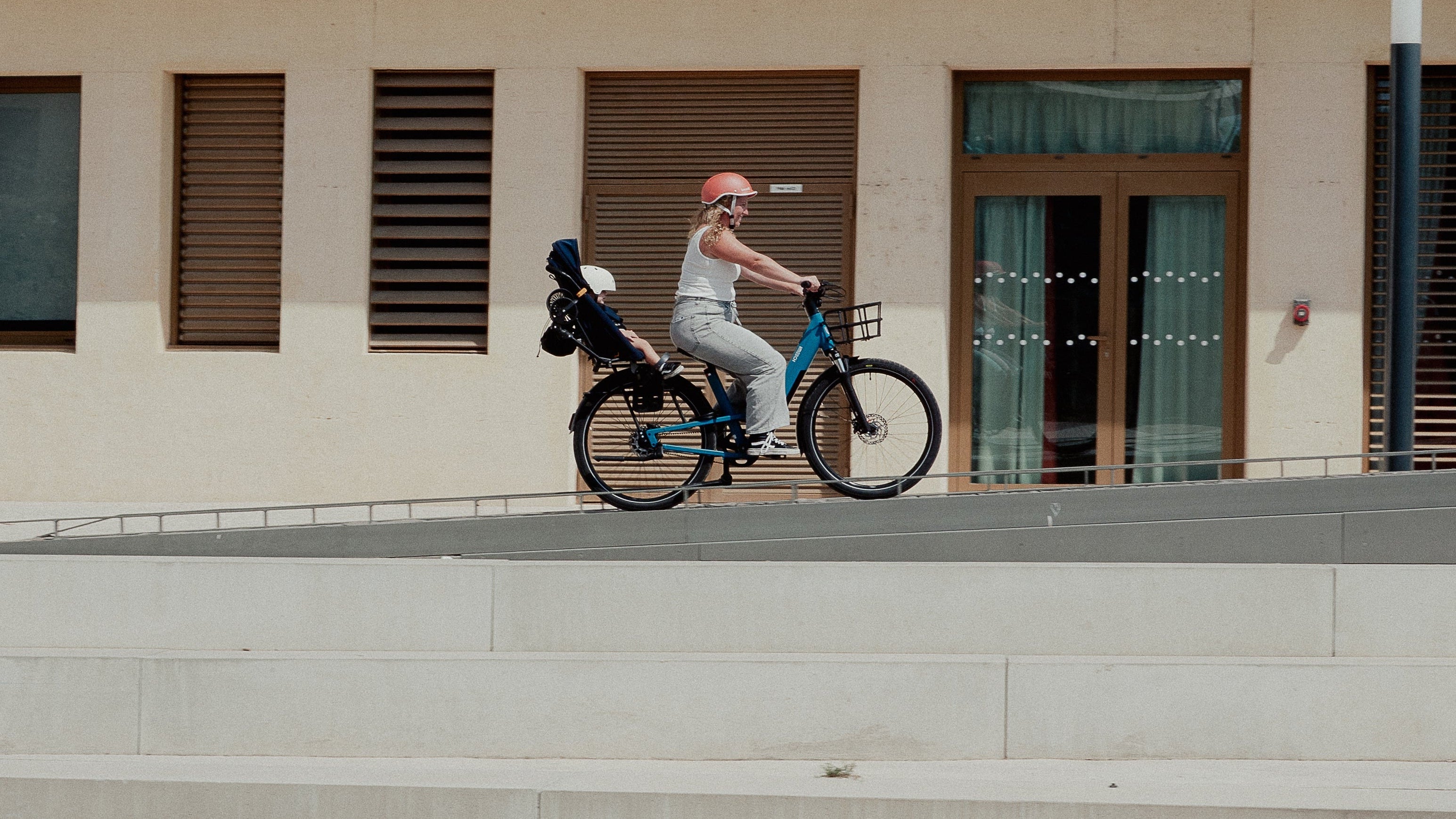 FAAR Ride en mode siège vélo en ville