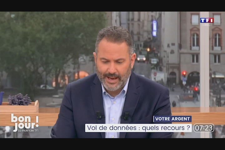 Vidéo de l'émission Bonjour ! La matinale de TF1 présentée par Bruce Toussaint et Anicet Mbida qui font une démonstration du FAAR Ride le passant de siège vélo à poussette et vice versa